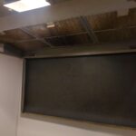 横浜市港南区の油と虫が付着しているレンジフード